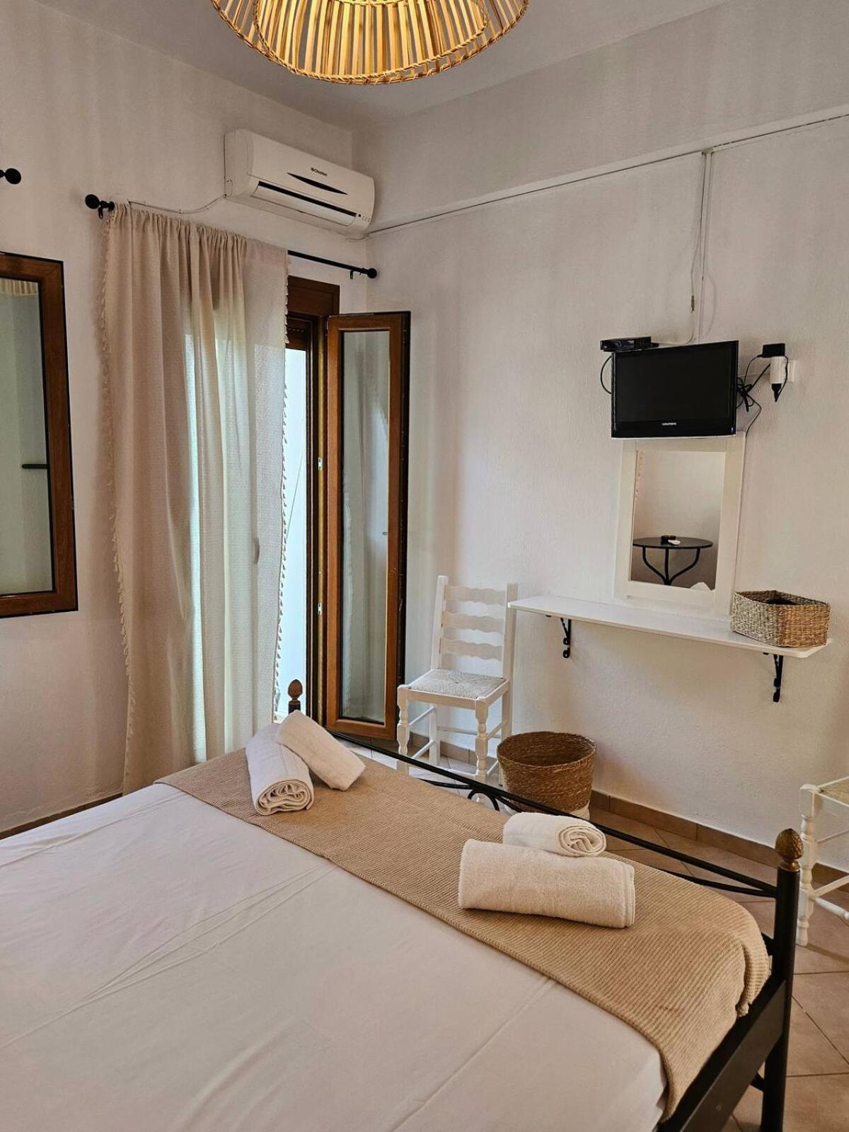 The Pine Trees Aparthotel Αγνώντας Εξωτερικό φωτογραφία