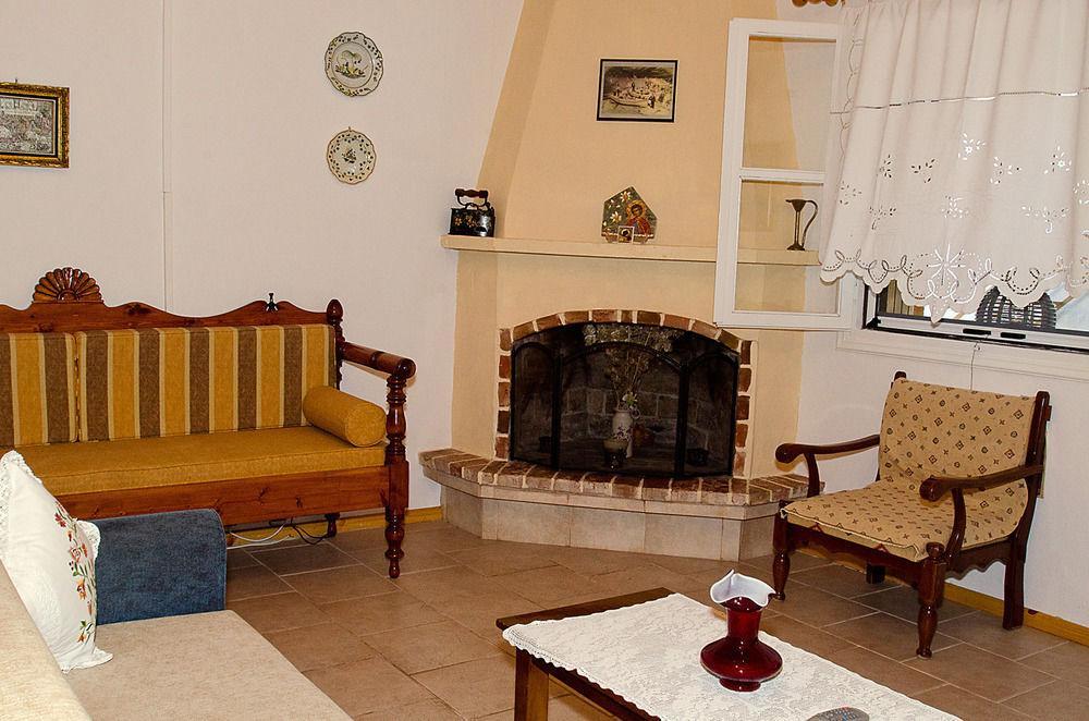 The Pine Trees Aparthotel Αγνώντας Εξωτερικό φωτογραφία