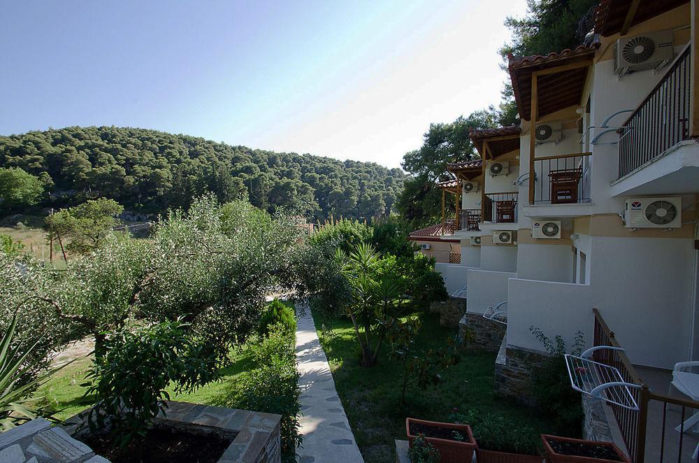 The Pine Trees Aparthotel Αγνώντας Εξωτερικό φωτογραφία